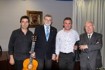 Homenaje al director de la Ctedra de Flamencologa Agustn Gmez