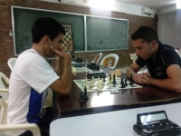Rafael Ortega (EPS) y Agustn Moreno ( CC Educacin) vencen en las competiciones de tenis de mesa y ajedrez del XXVI Trofeo Rector