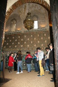 Numerosos visitantes pasaron por la Capilla de San Bartolom el primer da de su apertura al pblico