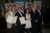 Los premiados junto a directivos universitarios, colegiales y de la Fundacin Barclays