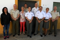 Librado Carrasco (el tercero por la derecha), con integrantes del Laboratorio de Investigacin Aplicada del Ministerio de Defensa 