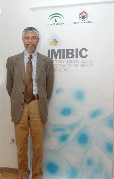 Sale a concurso la redaccin del proyecto del edificio del Instituto Maimnides de Investigacin Biomdica (IMIBIC). El profesor Prez Jimnez, nombrado director cientfico del centro.