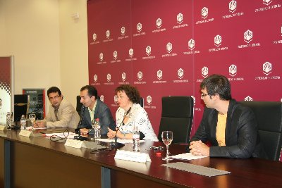 La Universidad de Crdoba y la Junta de Andaluca ponen en marcha la segunda edicin de 'Los libros multiplican tu vida'