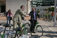 La Consejera de Innovacin y la Universidad de Crdoba ponen en marcha una flota de cien bicicletas para trasladarse por el campus
