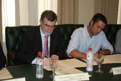Acuerdo de la UCO y la Federacin Andaluza de Asociaciones de Caprino de Raza Pura para mejorar la productividad del sector